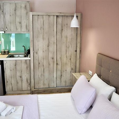 Ioni Rooms Potos Luaran gambar