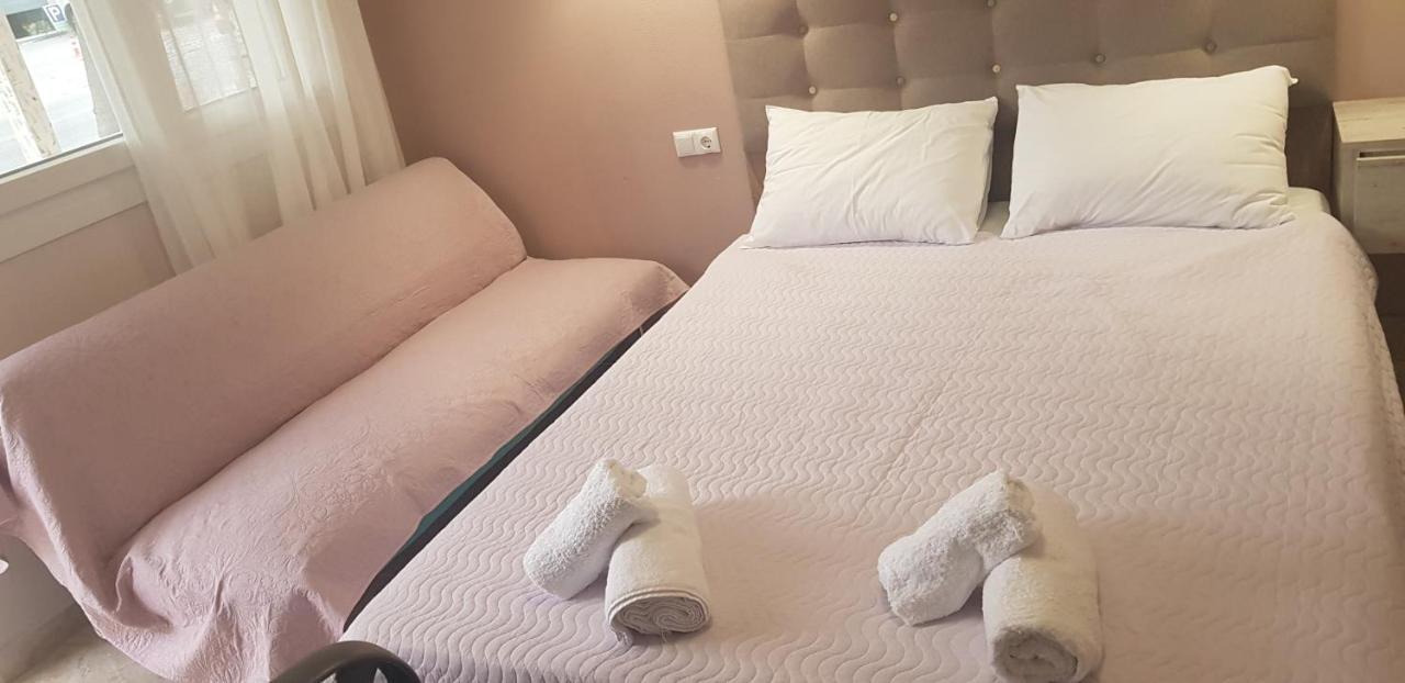 Ioni Rooms Potos Luaran gambar